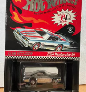 HOT WHEELS RLC 2004 MEMBERSHIP KIT PLYMOUTH BARRACUDA BLACK STRIPES