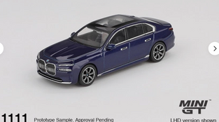 Mini GT 1:64 BMW i7 xDrive60 – Tanzanite Blue Metallic #1111