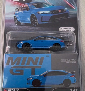 Mini GT 1/64 #637 Honda Civic Type R Boost Blue Pearl