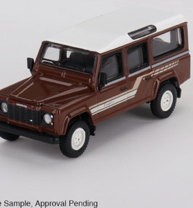 Mini GT 1:64 Land Rover Defender 110 1985 County Station Wagon Russet Brown #734