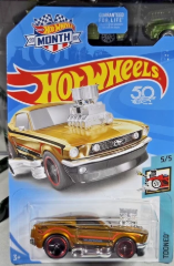 HOT WHEELS SUPER TREASURE HUNT GOLD '68 FORD MUSTANG