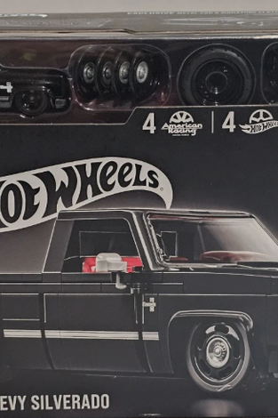 Mattel Brick Shop Hot Wheels Speed Series '83 Chevy Silverado 1/64