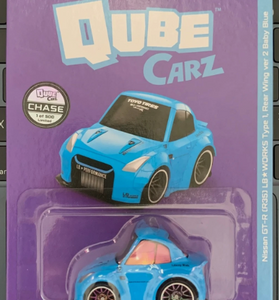 CHASE - Mini GT 009 Qube Carz Nissan GT-R R35 Type 1 Rear Wing ver 2 Baby Blue
