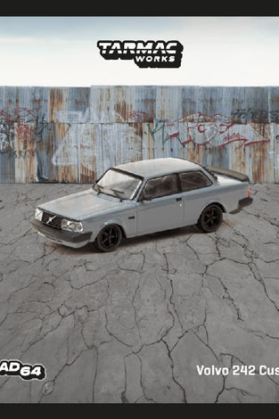 Tarmac Works 1:64 Volvo 242 Custom – Grey – Road64