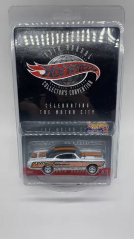 HOT WHEELS 13th COLLECTORS CONVENTION - PLYMOUTH ROADRUNNER GTX
