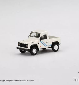 MINI GT #338 - WHITE - LAND ROVER DEFENDER 90 PICKUP