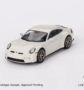 Mini GT 1:64 #675 Porsche 911 (992) GT3 Touring Crayon