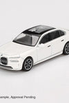 Mini GT 1:64 #819 BMW i7 xDrive60 Mineral White