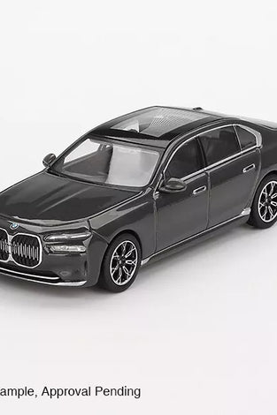 Mini GT 1:64 BMW i7 xDrive60 Dravit Grey