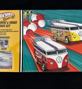 HOT WHEELS CLASSICS MONGOOSE & SNAKE DRAG RACE SET