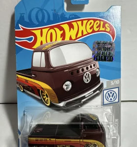 2019 HOT WHEELS SUPER TREASURE HUNT VOLKSWAGEN T2 PICKUP w/FACTORY STICKER