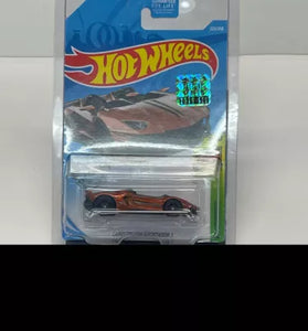 2019 HOT WHEELS SUPER TREASURE HUNT LAMBORGHINI AVENTADOR J w/FACTORY STICKER