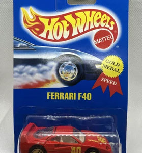 HOT WHEELS #69 RED FERRARI F40 w/GOLD ULTRA HOT WHEELS IN PROTECTO