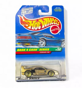 HOT WHEELS #722 GOLD FERRARI F40 w/GOLD LACE WHEELS IN PROTECTO