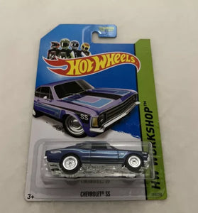 HOT WHEELS BLUE CHEVROLET SS SUPER TREASURE HUNT