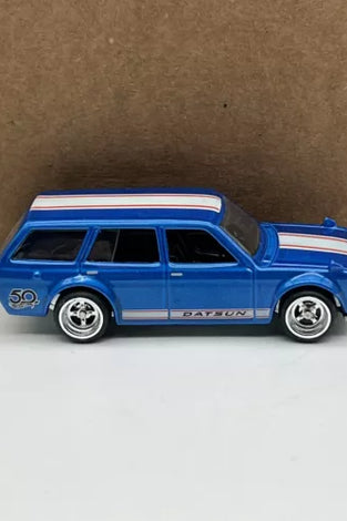 LOOSE HOT WHEELS BLUE '71 DATSUN 510 WAGON w/RR'S