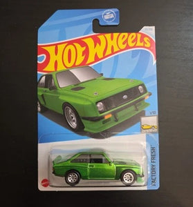2024 HOT WHEELS GREEN FORD ESCORT 2000 SUPER TREASURE HUNT - Colorado Diecast