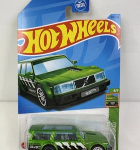 Hot Wheels HW Slammed Volvo 240 Drift Wagon Super Treasure Hunt Green