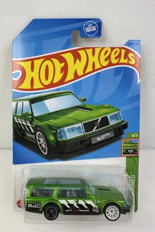 Hot Wheels HW Slammed Volvo 240 Drift Wagon Super Treasure Hunt Green