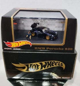 RLC BLACK RWB PORSCHE w/FIGURE