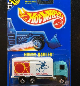 HOT WHEELS #24 OCEAN PACIFIC IWAY HAULER w/BLACKWALLS IN PROTECTO