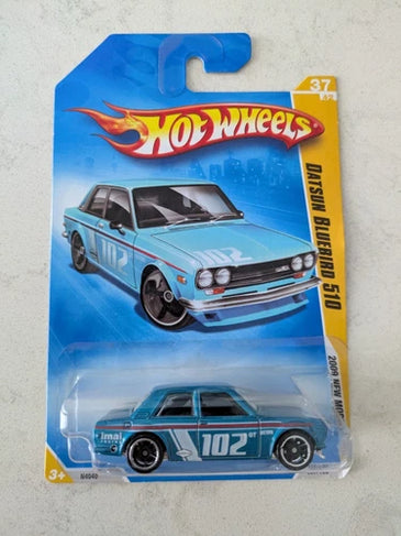 2009 HOT WHEELS BLUE DATSUN BLUEBIRD 510 IN PROTECTO
