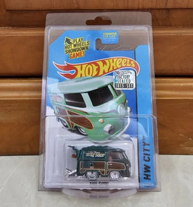 HOT WHEELS  2015 KOOL KOMBI SUPER TREASURE HUNT W/FACTORY STICKER IN PROTECTO