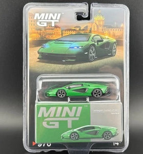 Mini GT Lamborghini Countach LPI 800-4 Verde Medio #976 1/64