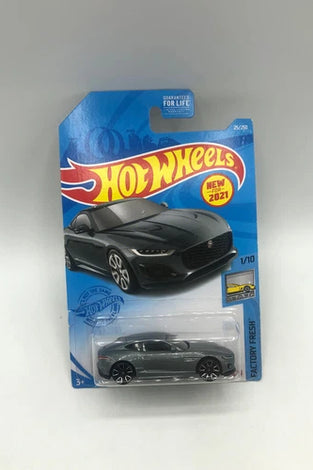 2022 Hot Wheels Super Treasure Hunt 2020 Jaguar F-Type