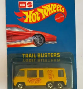 HOT WHEELS LEO TRAILBUSTERS YELLOW SPIDERMAN GMC MOTORHOME