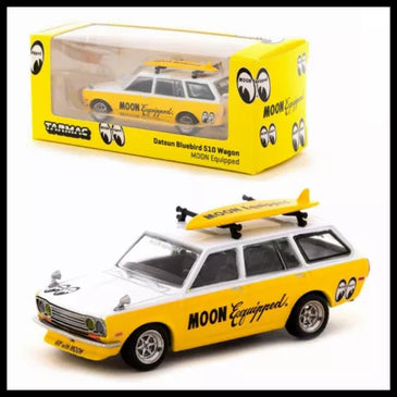 Tarmac Works Datsun Bluebird 510 Wagon Mooneyes Special 1/64 w/Surfboard