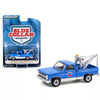 GREENLIGHT 1:64 1983 CHEVROLET C20 SCOTTSDALE TOW TRUCK "CHEVRON"