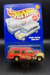 Hot Wheels 1999 Walker Racing Suburban #5 in Red with Real Riders